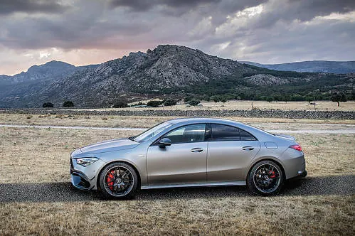 Mercedes - Benz CLA 35 AMG 306 KM 2022