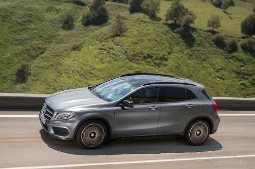 Mercedes - Benz GLA 180 CDI 109 KM 2015