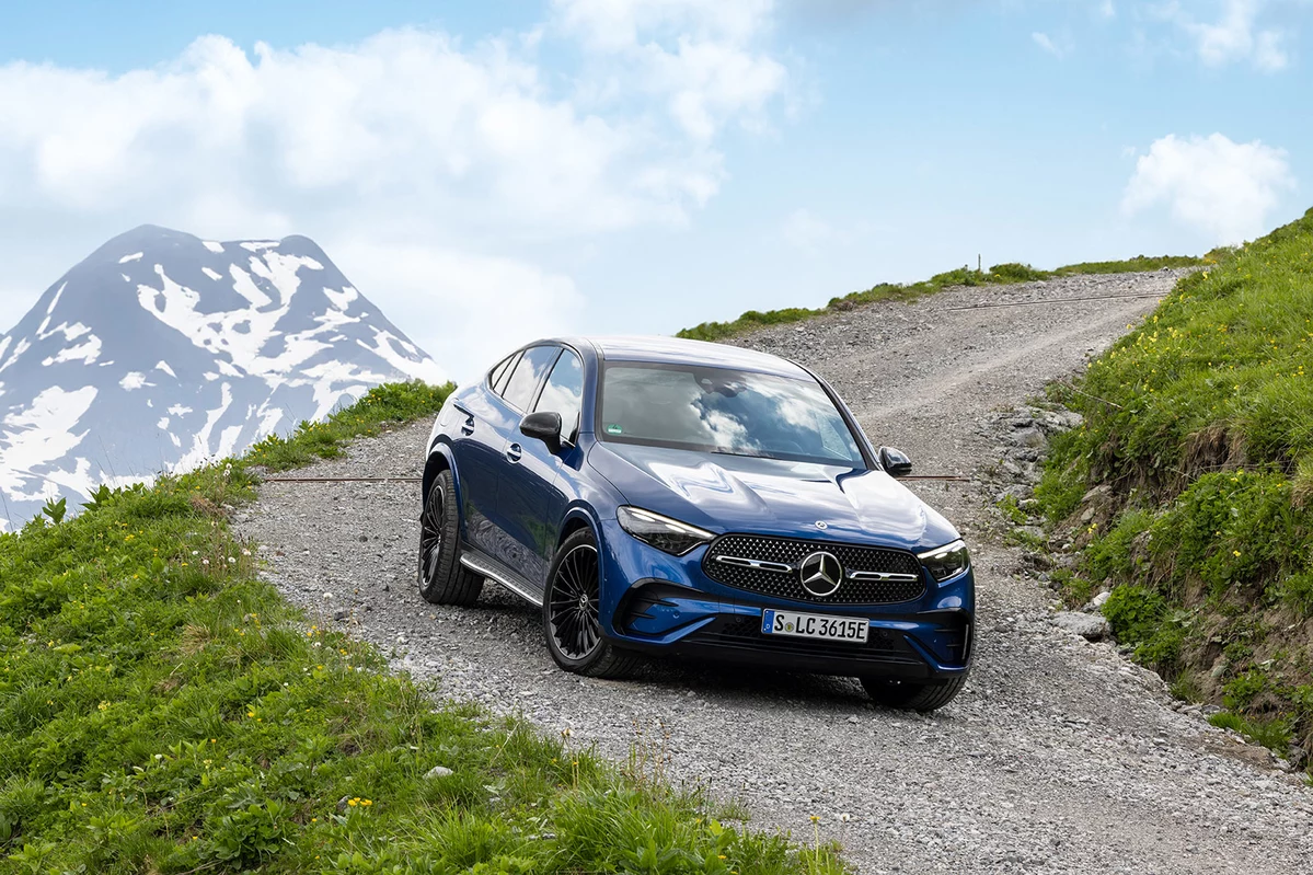 Mercedes - Benz GLC C254 400e 381 KM