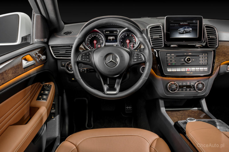 Mercedes - Benz GLE C292 500 455 KM