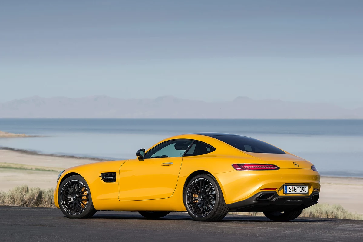 Mercedes-AMG GT  4.0 V8 462 KM 2017