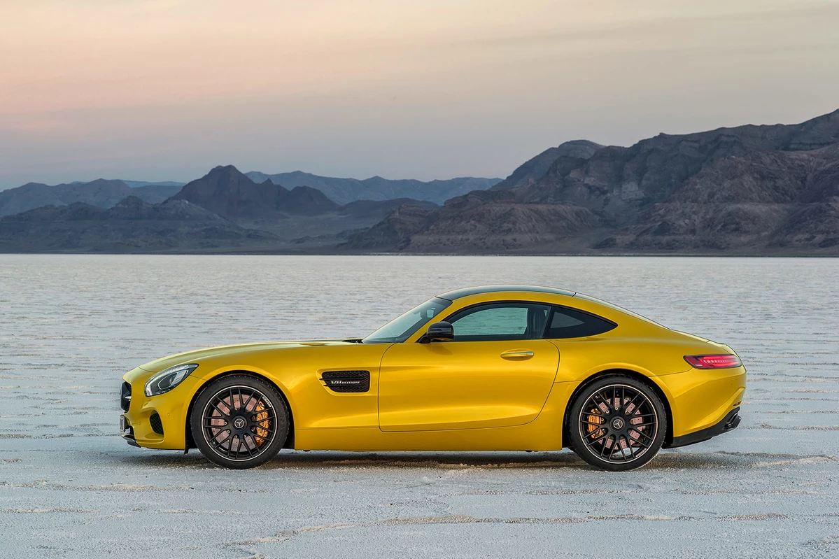 Mercedes-AMG GT  4.0 V8 462 KM 2017