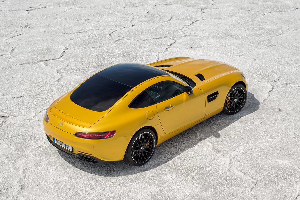 Mercedes-AMG GT  4.0 V8 462 KM 2015