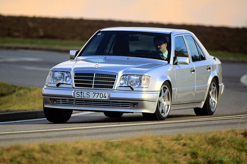 Mercedes - Benz W124 200 136 KM