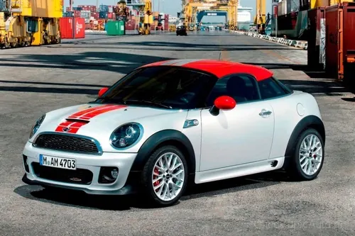 Mini Coupe 1.6 JCW 211 KM 2013