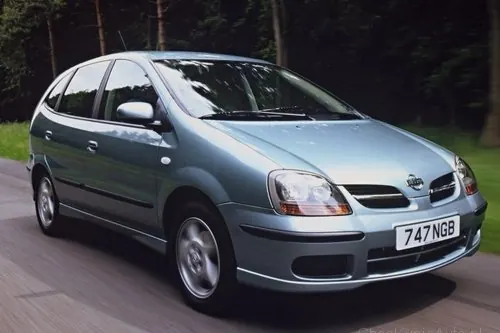 Nissan Almera Tino 2.2 DI 110 KM 2004
