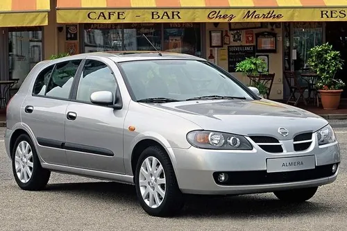 Nissan Almera 1.5i 98 KM 2004