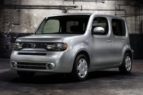 Nissan Cube 1.6 117 KM 2010