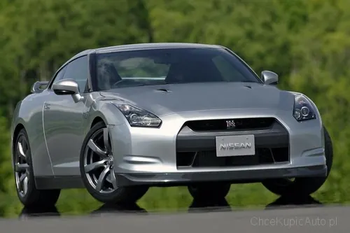 Nissan GT-R 3.8 V6 TwinTurbo 530 KM 2011