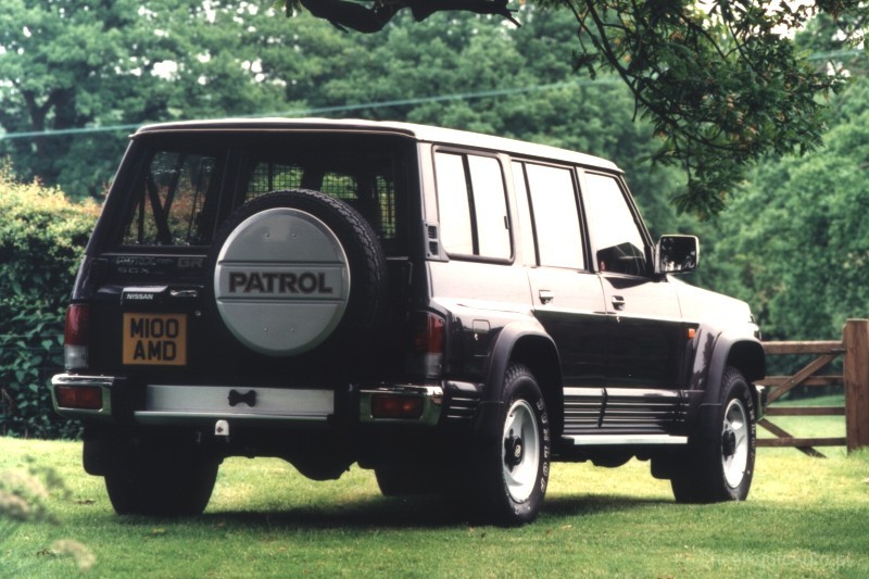 Nissan Patrol GR Y60 2.8 TD 116 KM 1993 terenowy skrzynia