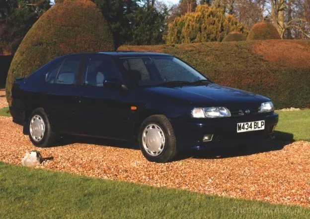 Nissan Primera P10