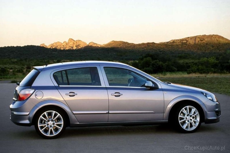 Opel Astra H 1.6 T 180 KM