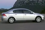 Opel Astra H 1.6 115 KM — zdjęcie 3
