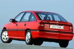 Opel Vectra A 2.0 16V 136 KM — zdjęcie 5