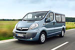 Opel Vivaro I 2.5 dCi 150 KM