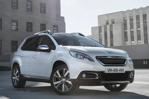 Peugeot 2008 1.2 PureTech 110 KM 2016