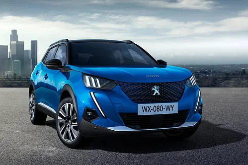 Peugeot 2008 50 kWh 136 KM 2023
