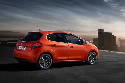 Peugeot 208 1.2 VTi 82 KM 2017