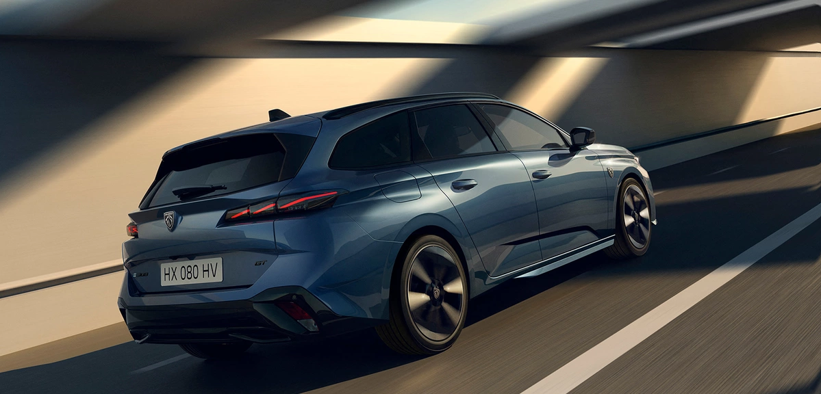 Peugeot 308 SW 54 kWh 156 KM