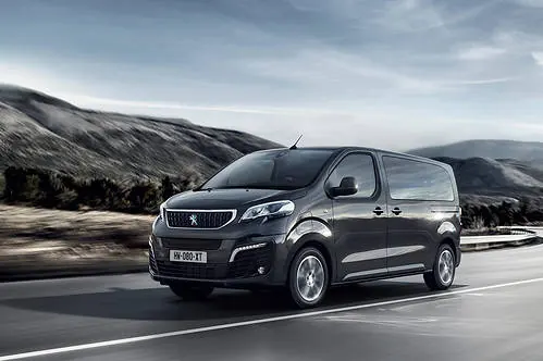 Peugeot Traveller 50 kWh 136 KM 2021