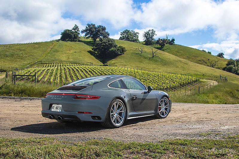 Porsche 911 991 Carrera 4 FL 3.0 370 KM