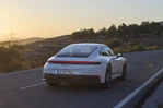 Porsche 911 992 FL 3.0 394 KM