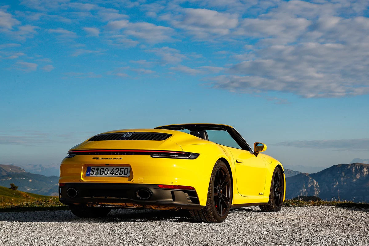 Porsche 911 992 GTS 3.0 480 KM