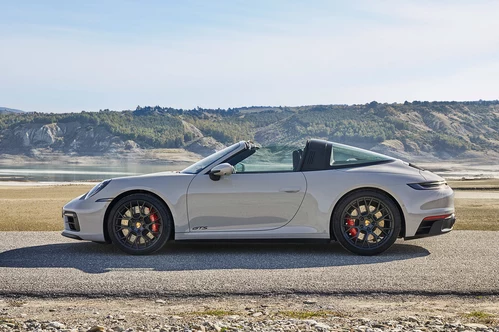Porsche 911 3.0 480 KM 2025