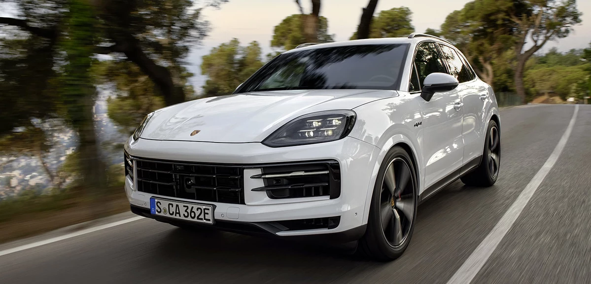 Porsche Cayenne III FL S E-Hybrid 519 KM