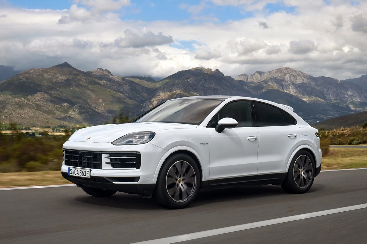 Porsche Cayenne III FL Coupe Turbo E-Hybrid 739 KM