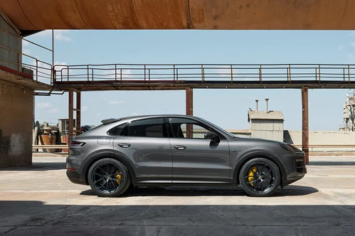 Porsche Cayenne Turbo E-Hybrid GT Pack 739 KM 2026