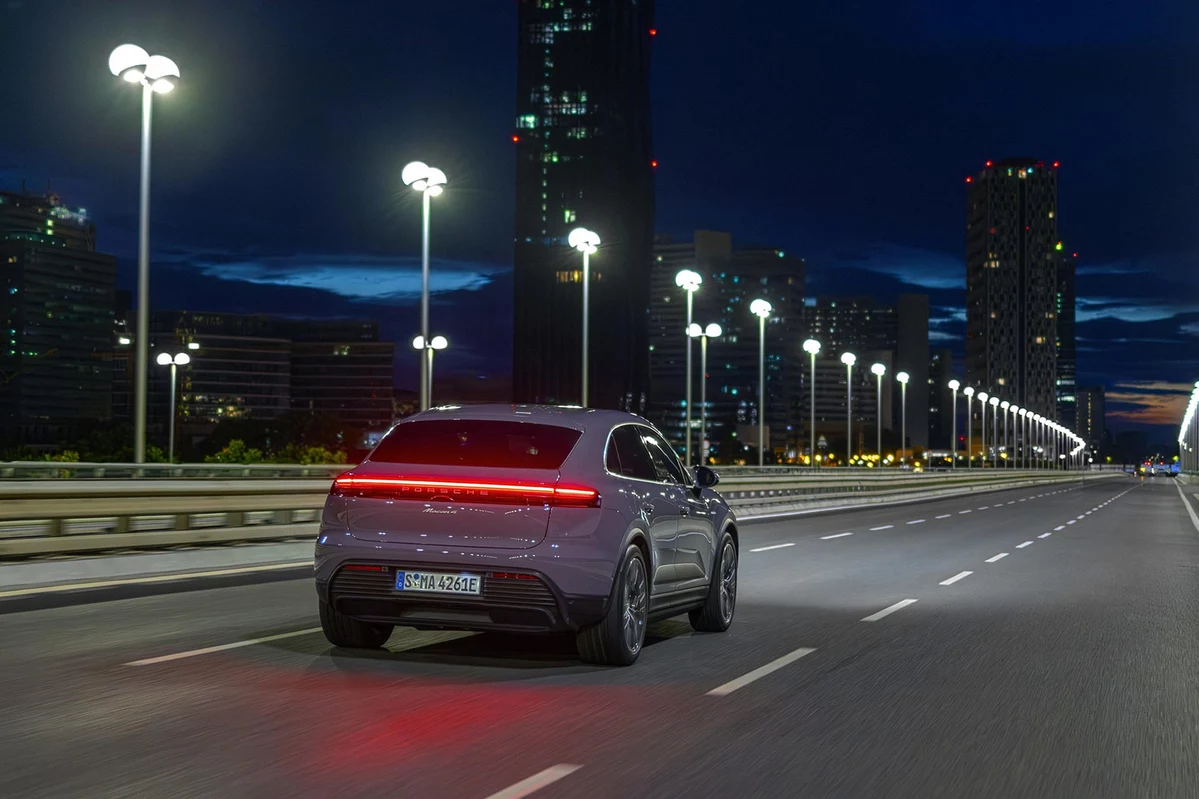 Porsche Macan II 4 408 KM