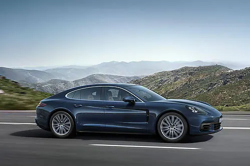 Porsche Panamera 2.9 E-Hybrid 462 KM 2020