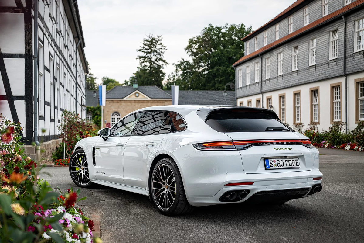 Porsche Panamera II FL Hybrid 2.9 E-Hybrid 462 KM