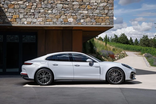 Porsche Panamera Turbo S E-Hybrid 782 KM 2024