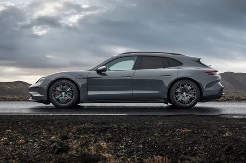 Porsche Taycan Performance Plus 605 KM 2026