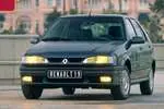 Renault 19 1.8 107 KM — zdjęcie 2