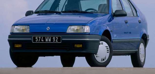 Renault 19 1.9TD 90 KM