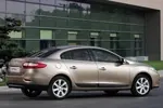 Renault Fluence I 2.0 140 KM — zdjęcie 7