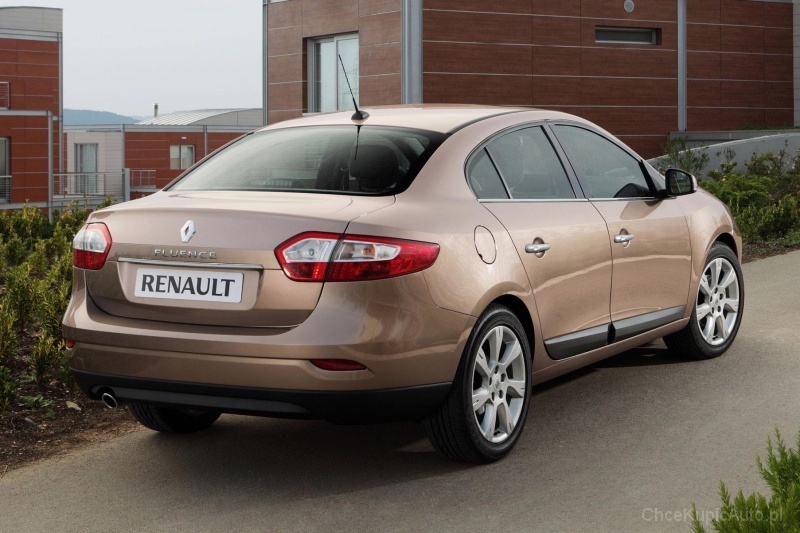 Renault Fluence I 2.0 140 KM