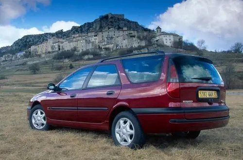 Renault Laguna 2.0 115 KM 1997