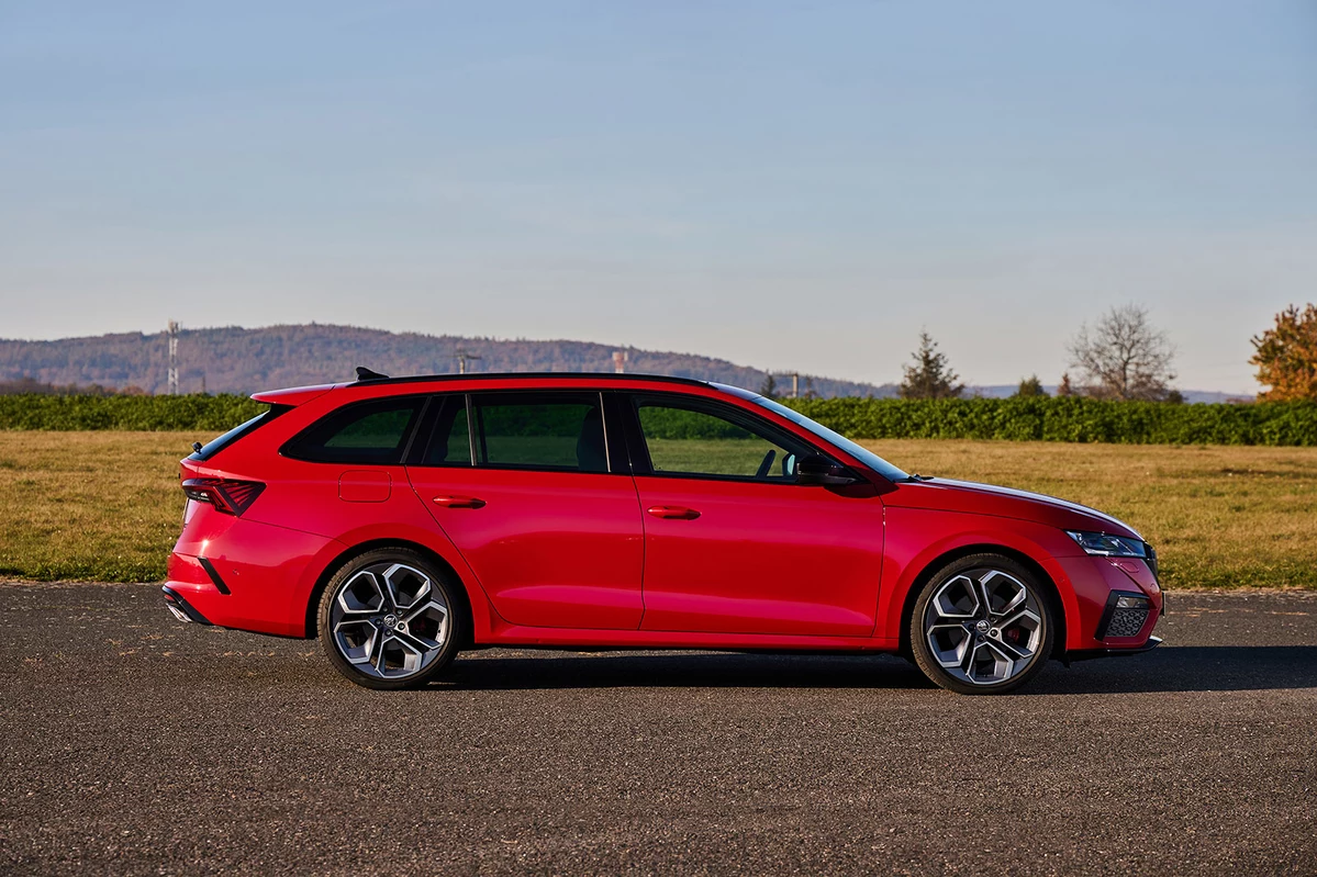 Skoda Octavia IV RS 1.4 TSI Plugin Hybrid 245 KM