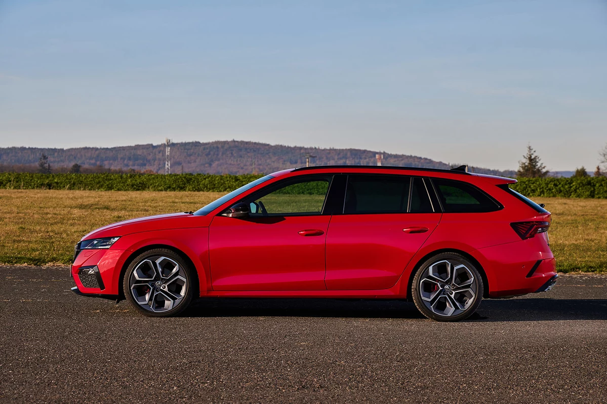 Skoda Octavia IV RS 2.0 TSI 245 KM