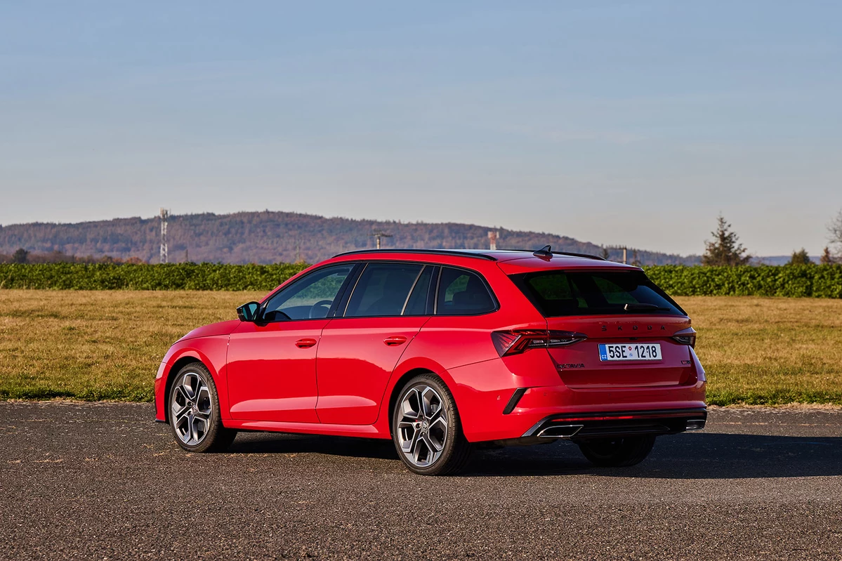 Skoda Octavia IV RS 2.0 TSI 245 KM