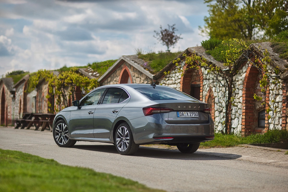 Skoda Octavia IV FL 2.0 TSI 204 KM