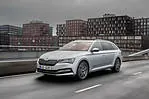 Skoda Superb III FL iV 1.4 TSI Plugin Hybrid 218 KM — zdjęcie 7