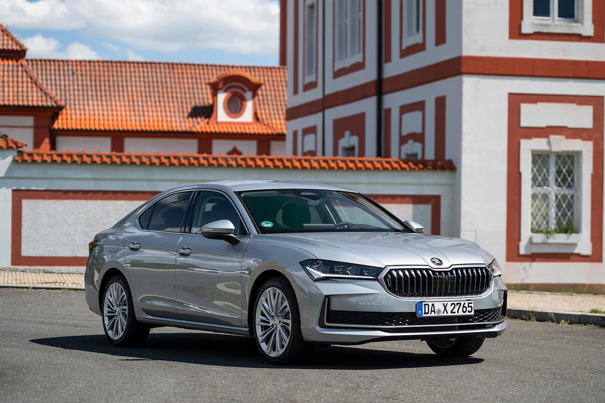 Skoda Superb IV 2.0 TSI 265 KM
