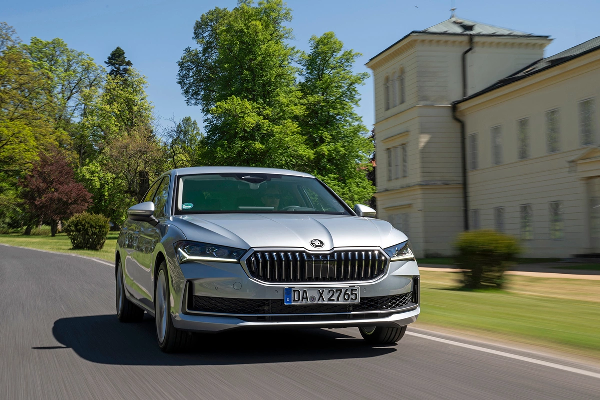 Skoda Superb IV 2.0 TSI 265 KM