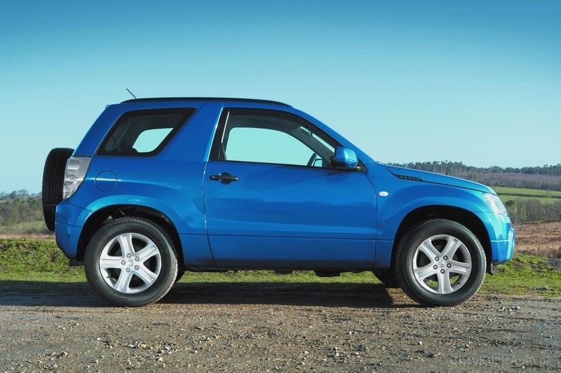 Suzuki Grand Vitara II 1.6 107 KM