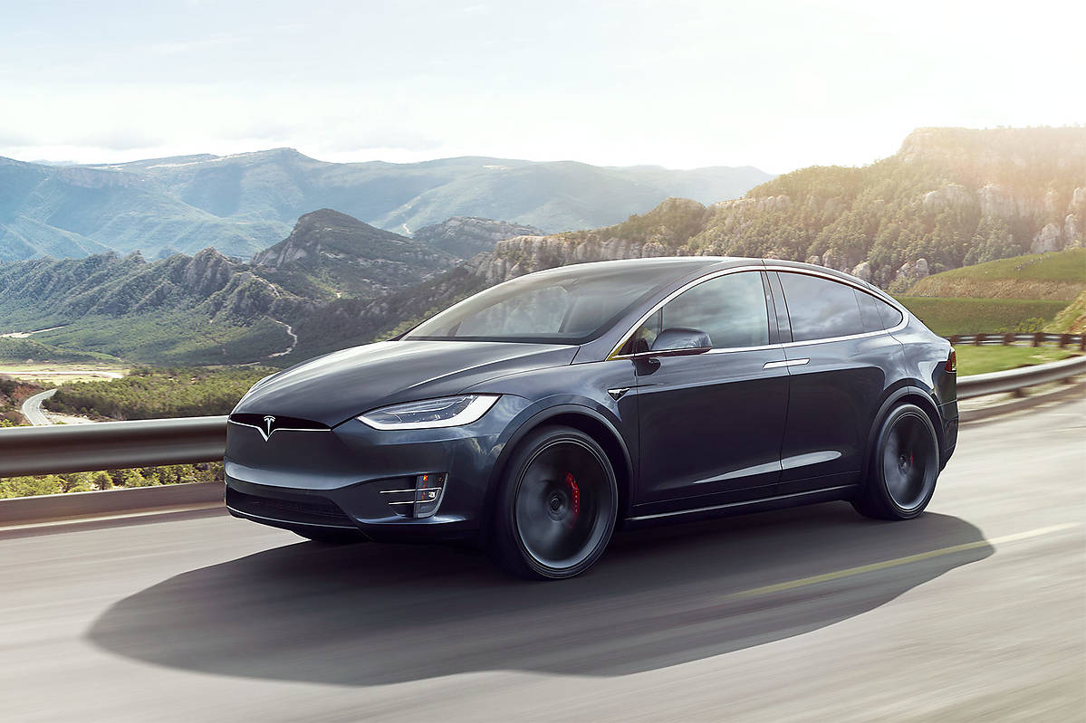 Tesla Model X 100 kWh 670 KM